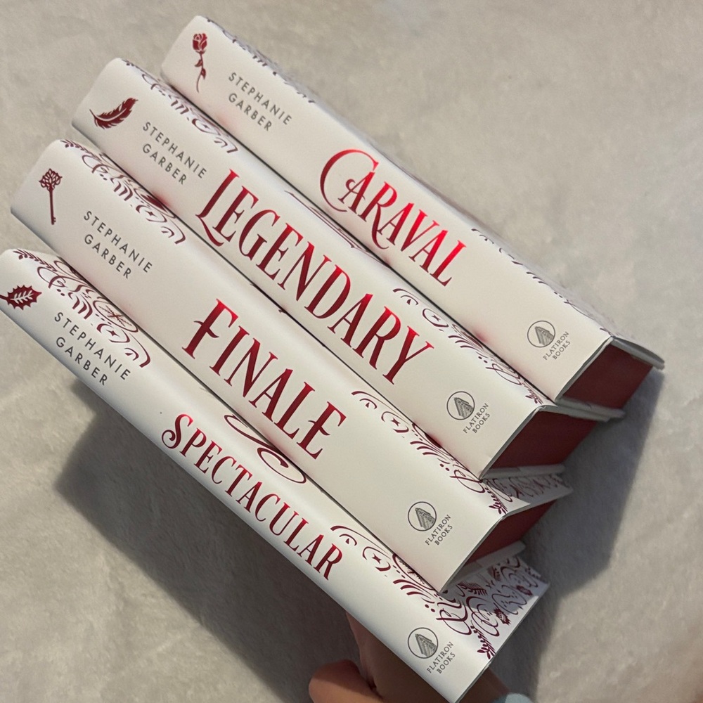 Caraval Holiday Collection Box Set - Picture 2 of 3